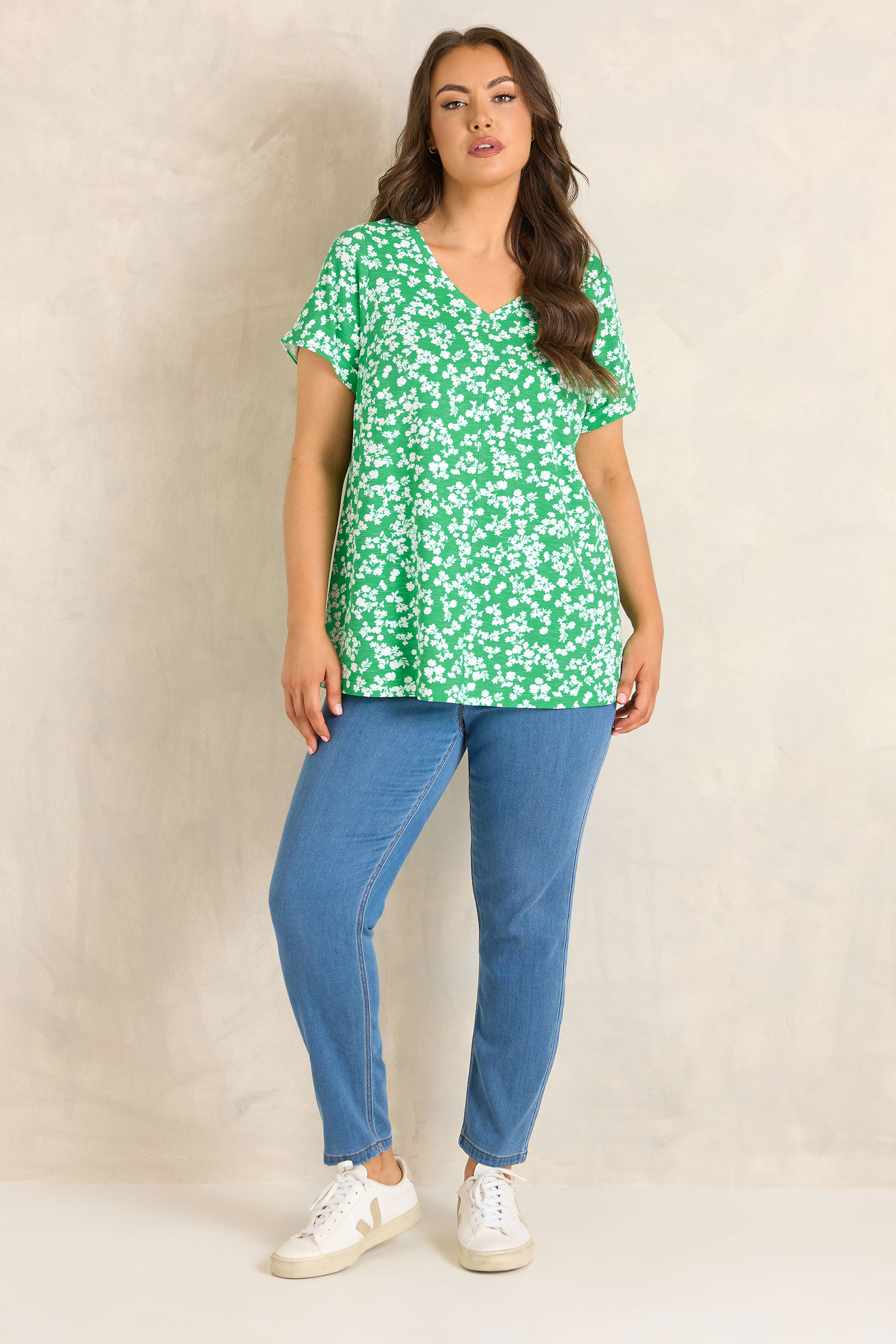 EVANS Plus Size Green Floral Pleat Front Top | Evans  1