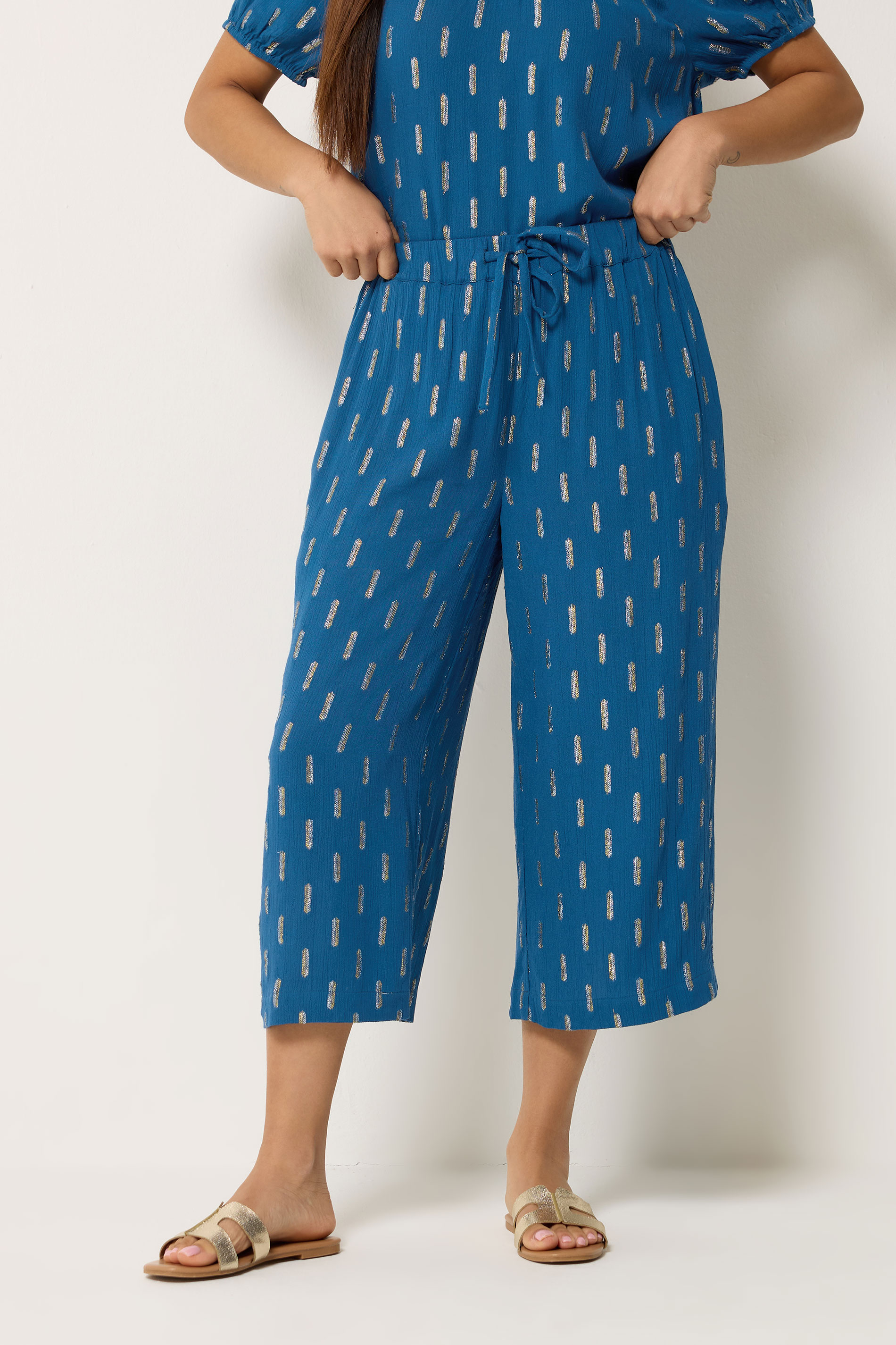 M&Co Petite Navy Blue Foil Detail Cropped Trousers | M&Co 1