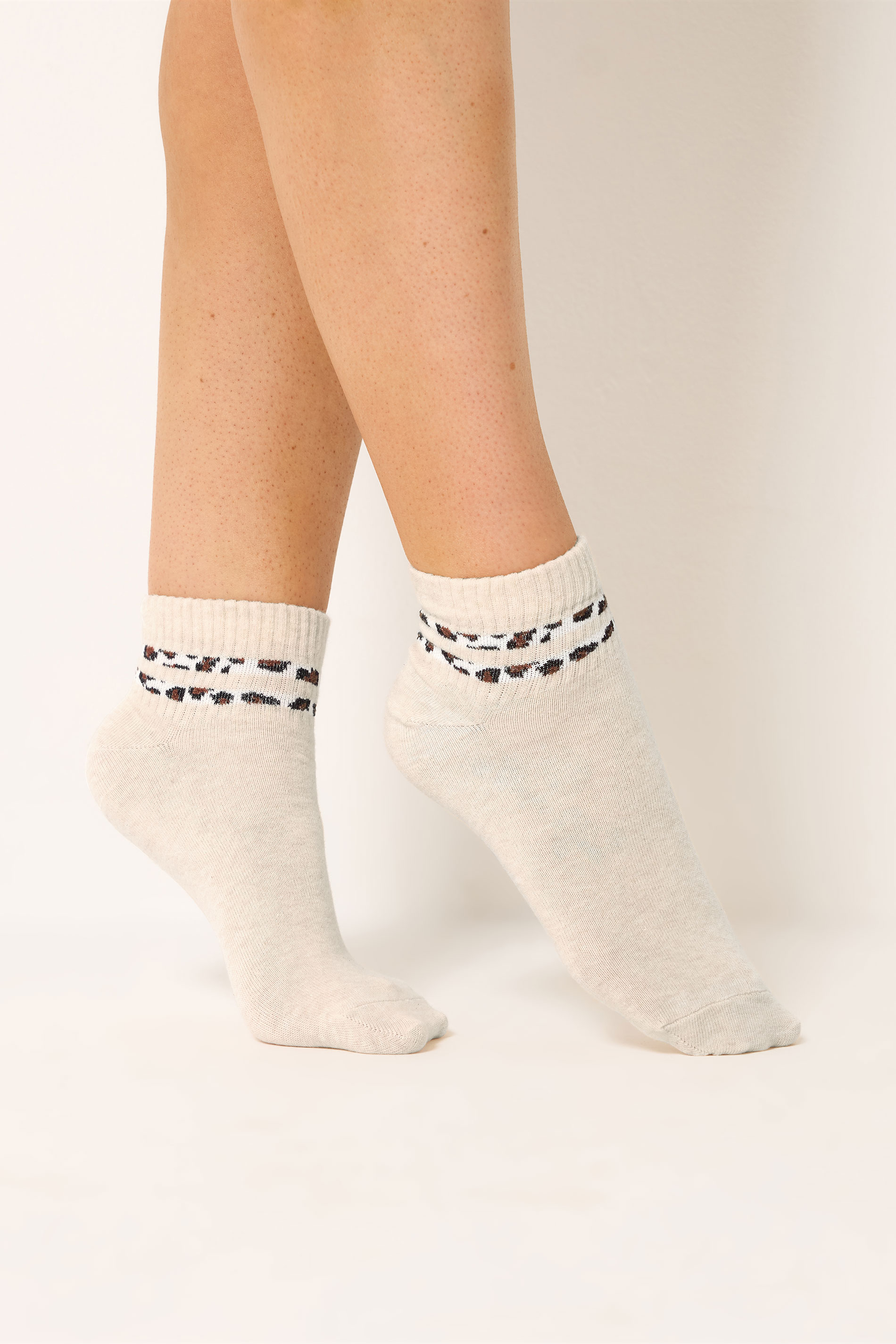 YOURSET 4 PACK Plus Size White Animal Stripe Ankle Socks | Yours Clothing 2