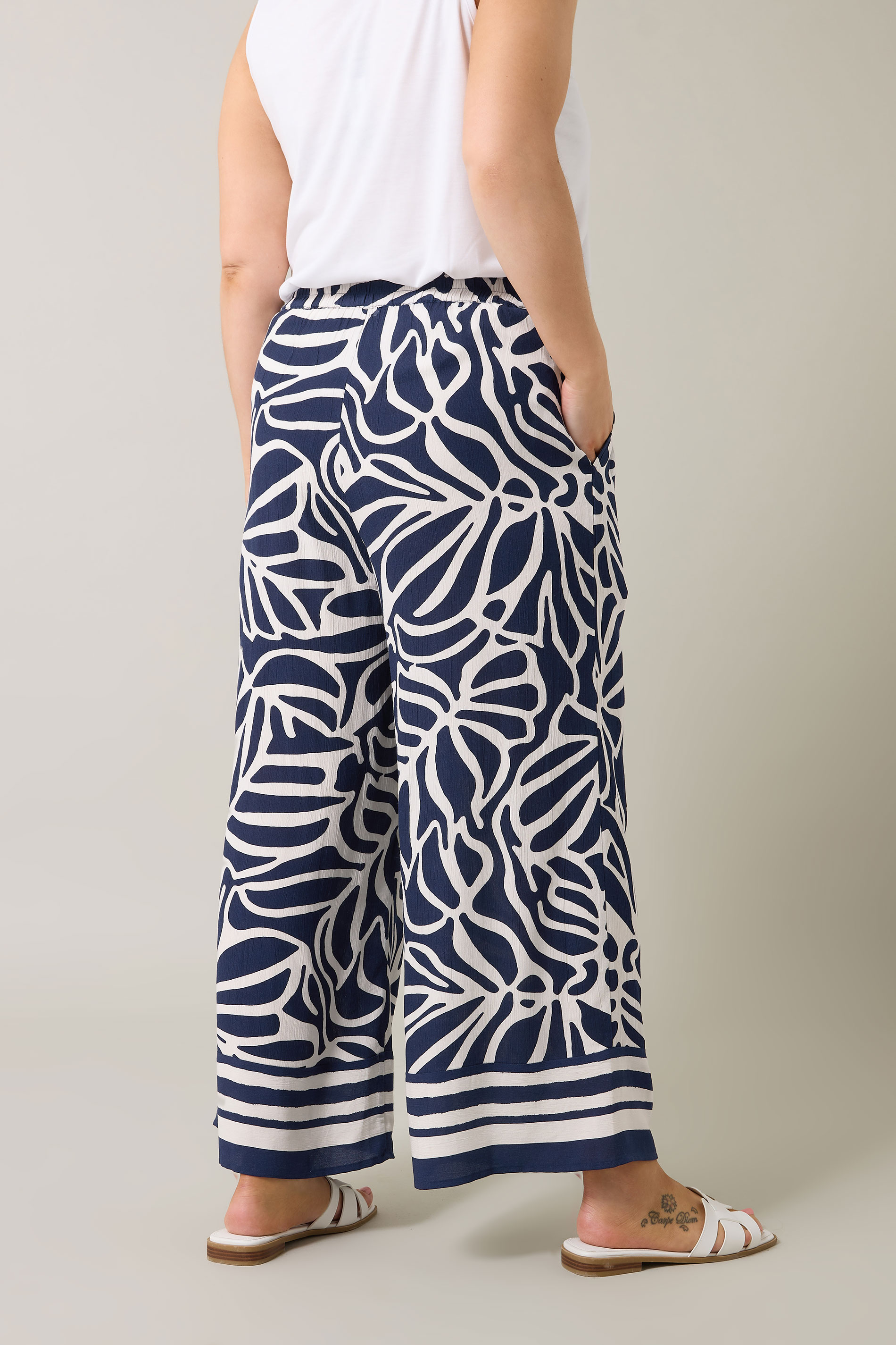 EVANS Plus Size Navy Blue Palm Border Print Trousers | Evans 4