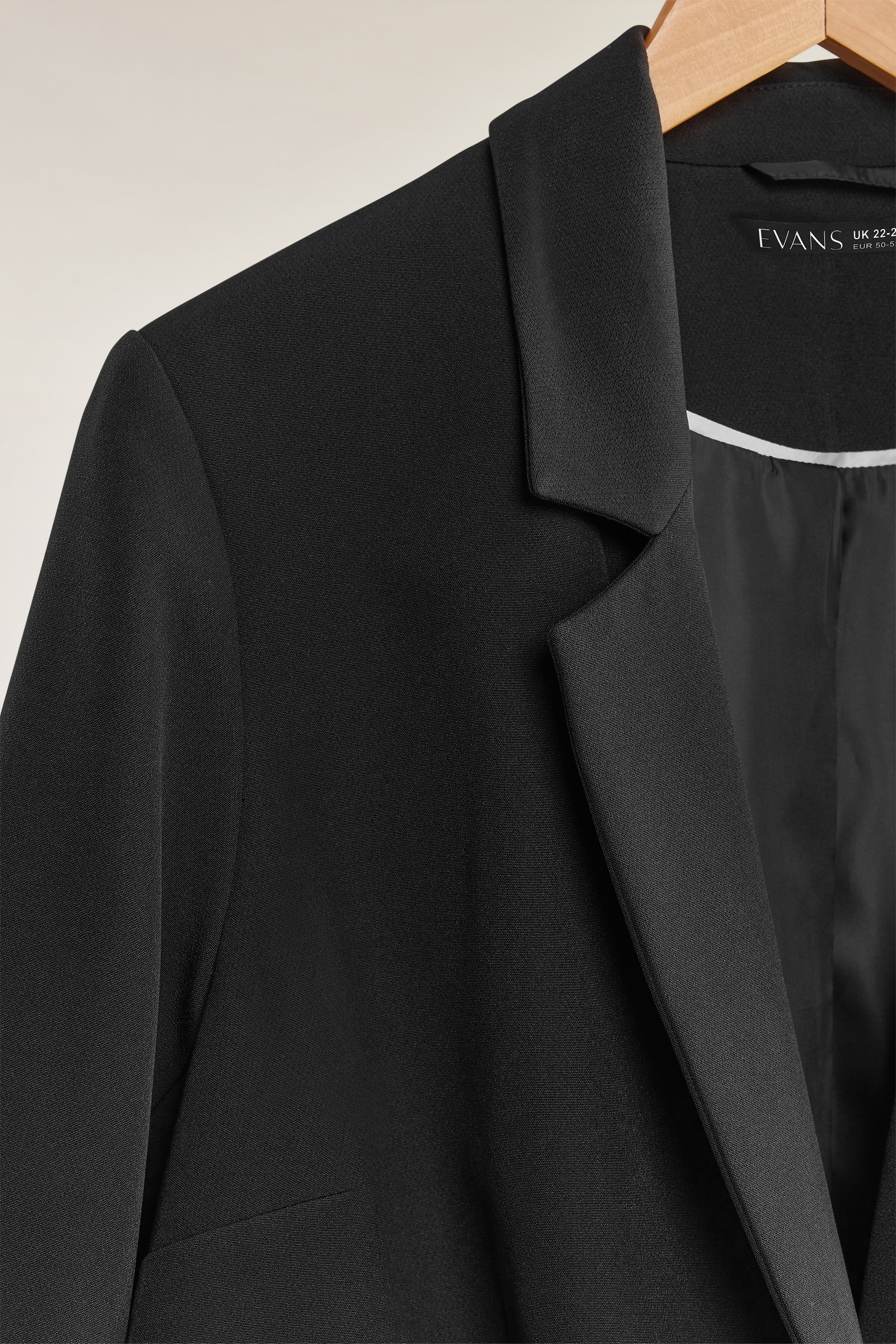 EVANS Plus Size Black Single Breasted Blazer | Evans 7