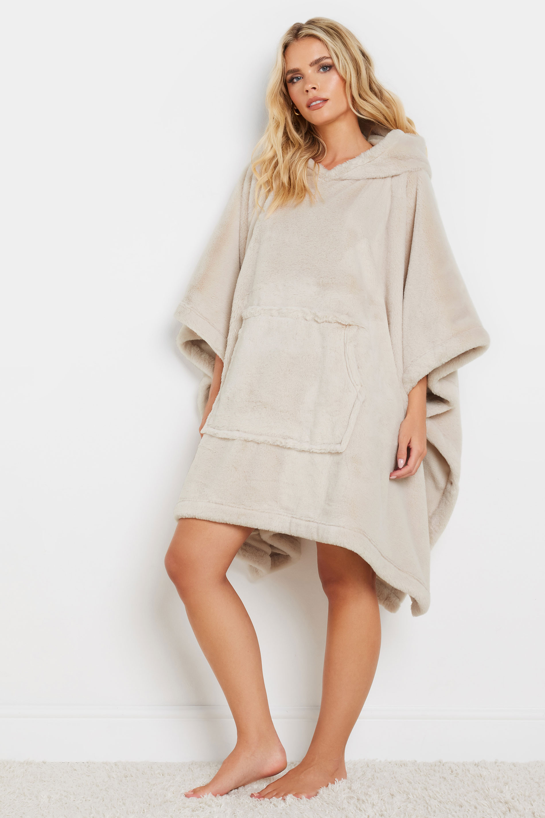 PixieGirl Petite Women's Stone Brown Faux Fur Blanket Hoodie | PixieGirl 3