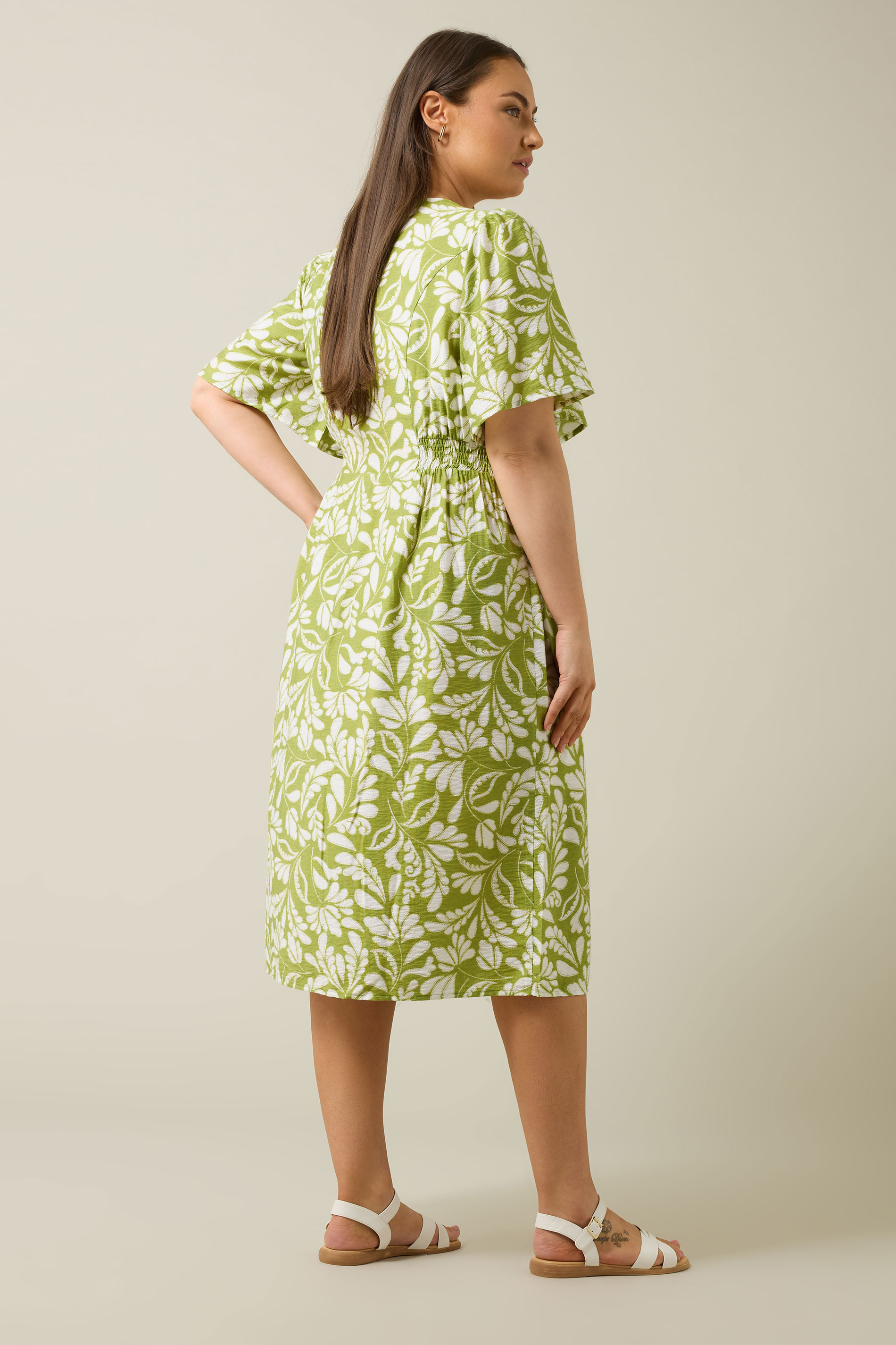 EVANS Plus Size Chartreuse Green Leaf Print Midi Dress | Evans  4