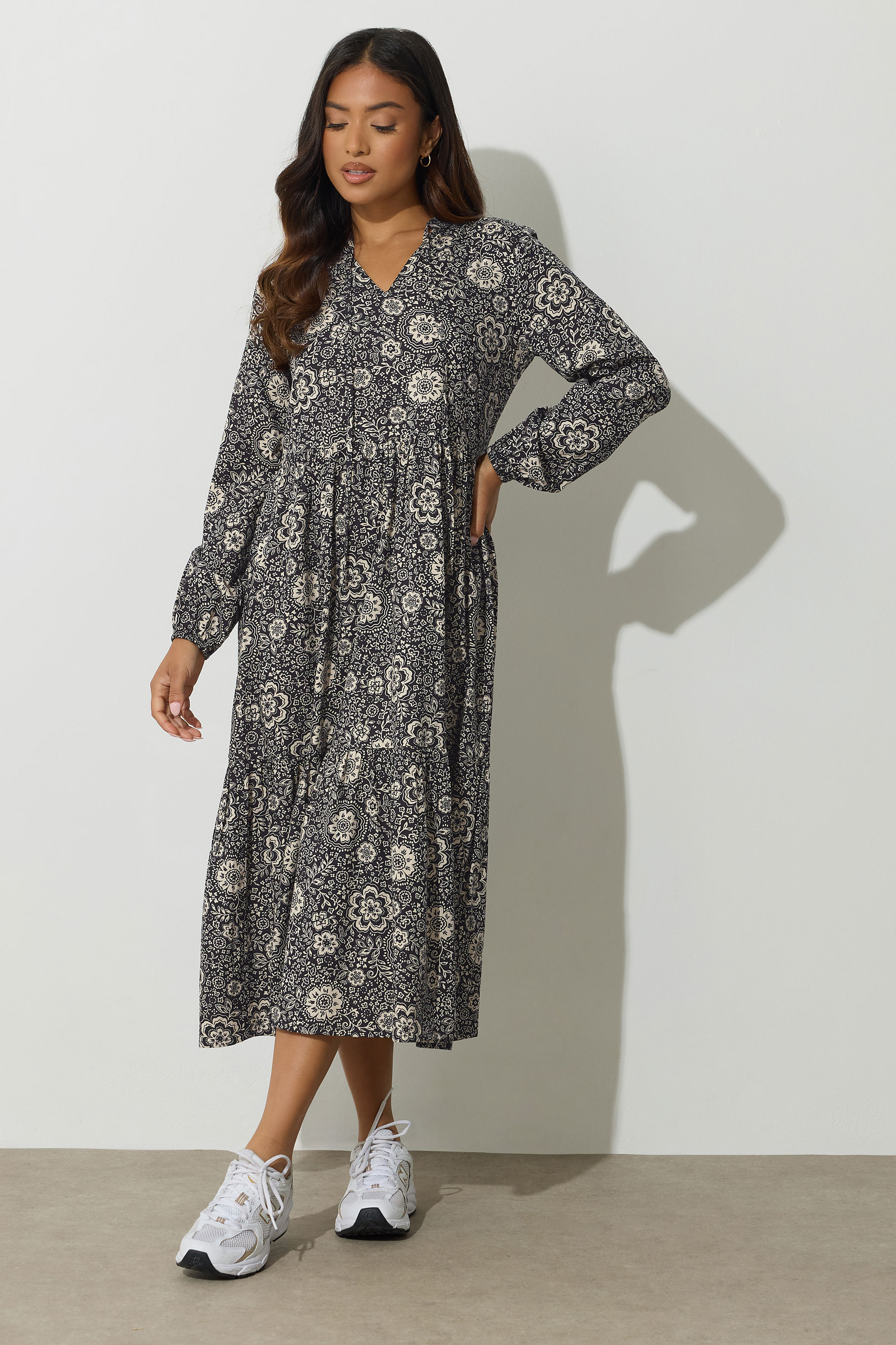 PixieGirl Petite Women's Black Floral Tie Midi Dress | PixieGirl 3