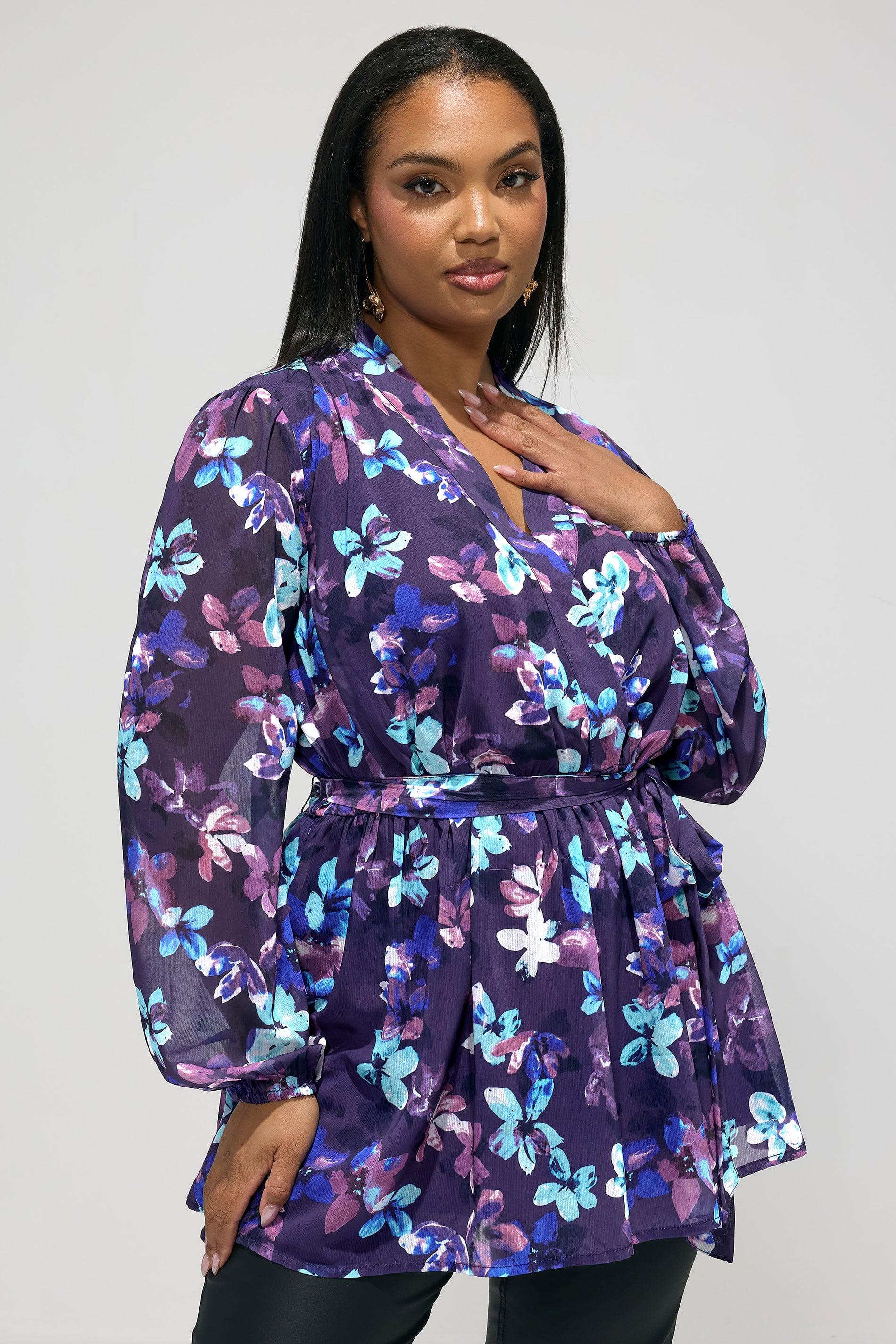 YOURS LONDON Plus Size Blue Floral Wrap Top | Yours Clothing 3