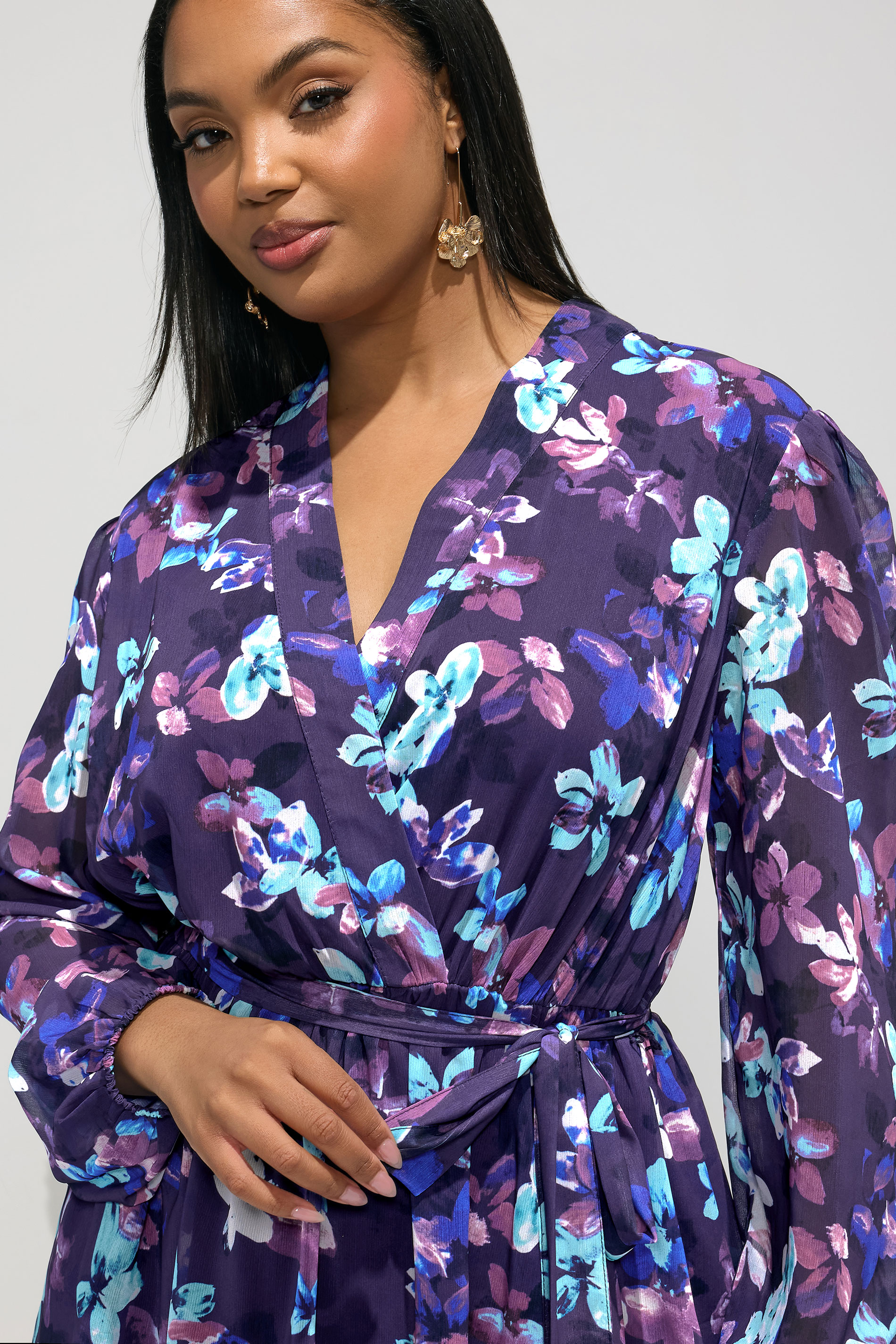 YOURS LONDON Plus Size Blue Floral Wrap Top | Yours Clothing 4