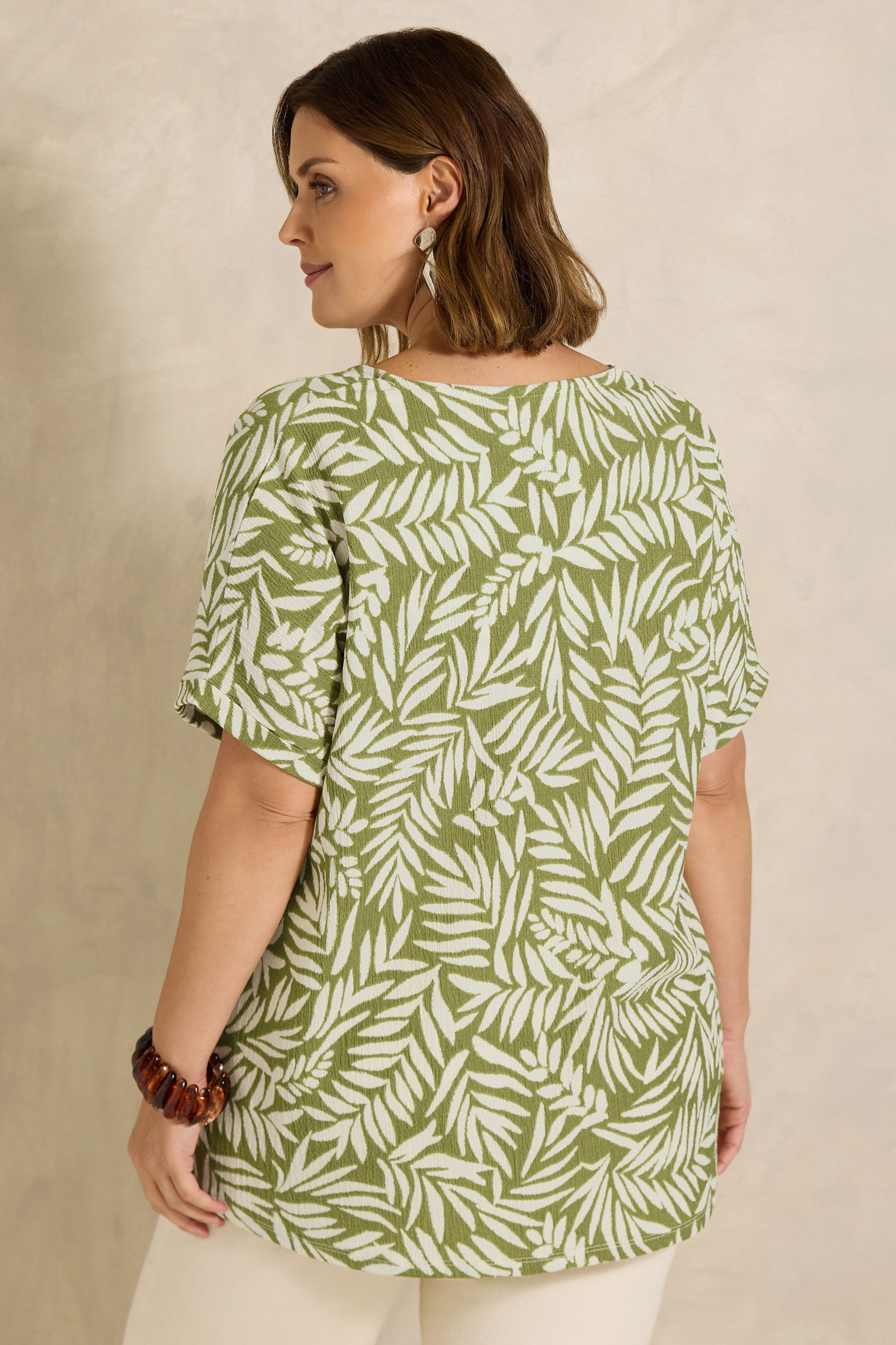 EVANS Plus Size Green Leaf Print Crinkle Blouse | Evans 2