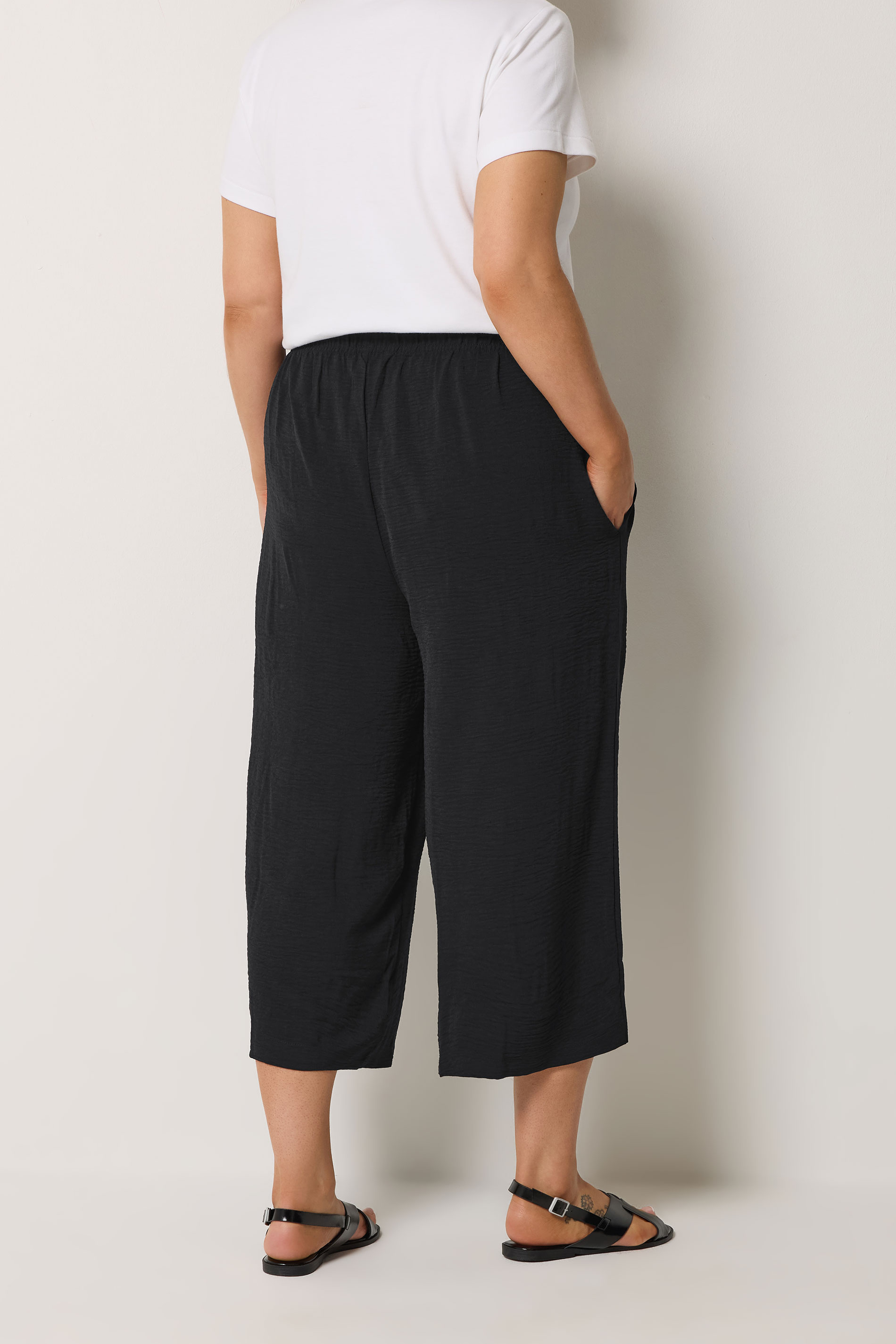 YOURS Plus Size Black Cropped Twill Culottes | Yours Clothing 2
