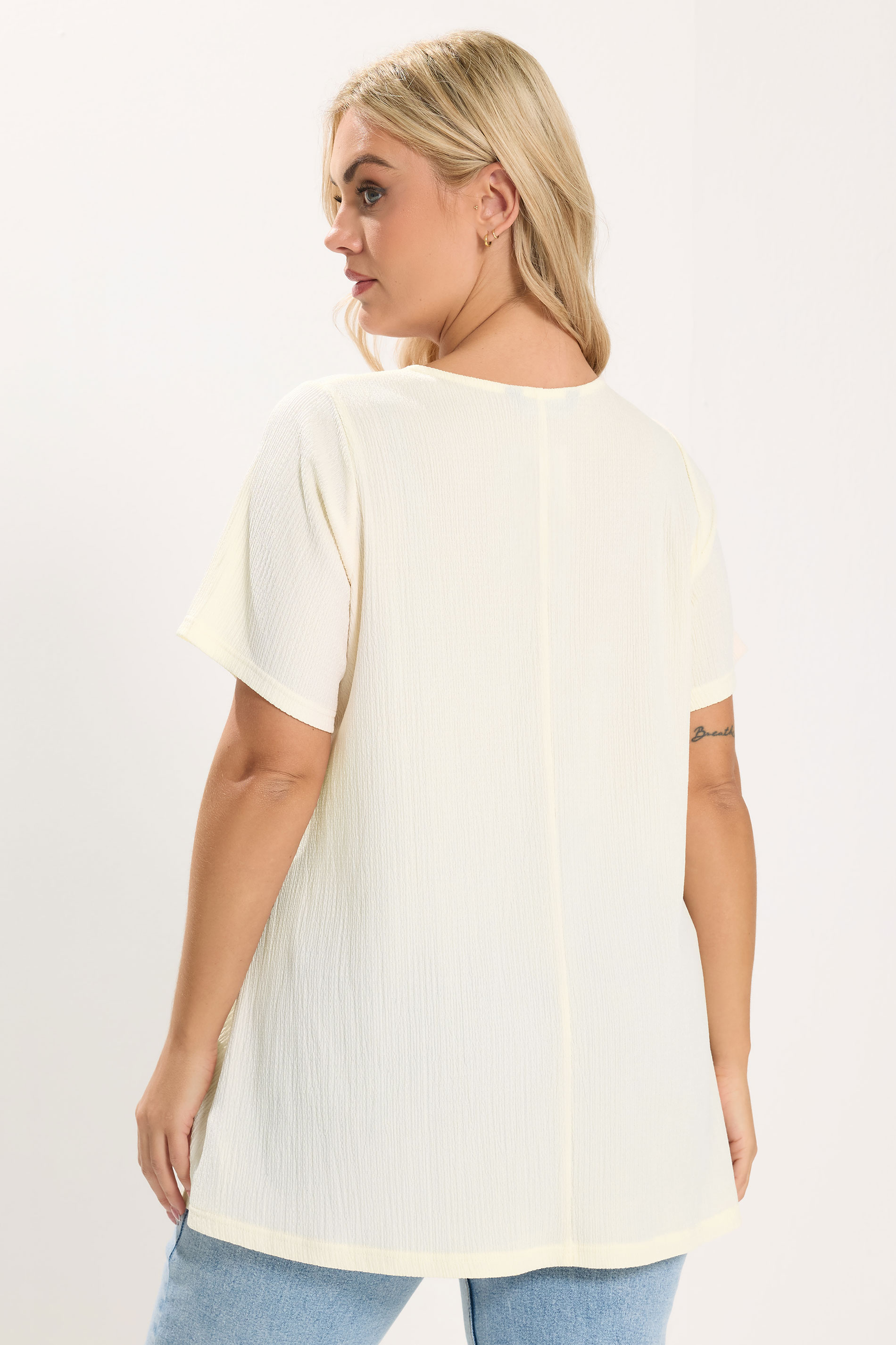 YOURS Plus Size Ivory White Textured Keyhole Detail Top | Yours Clothing 2