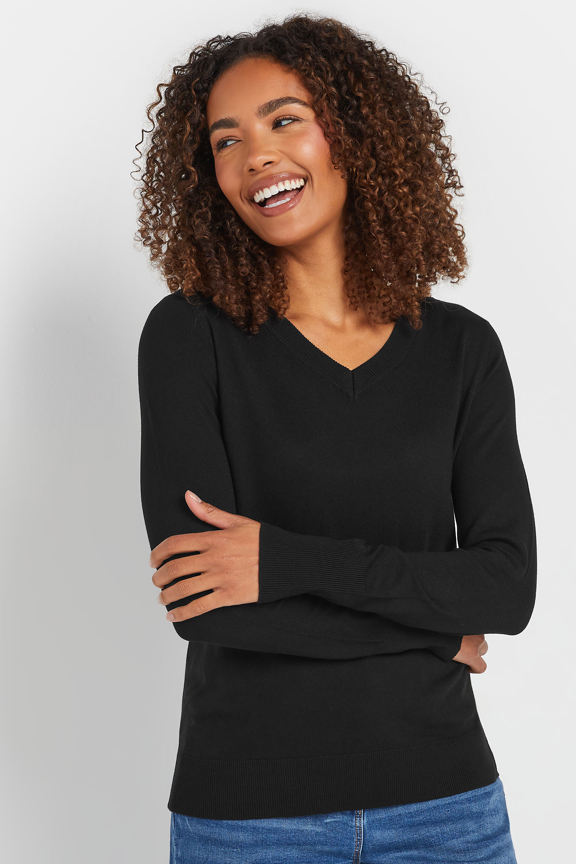 Women's Black M&Co M&Co Long Sleeve Vneck Jumper Size 26-28