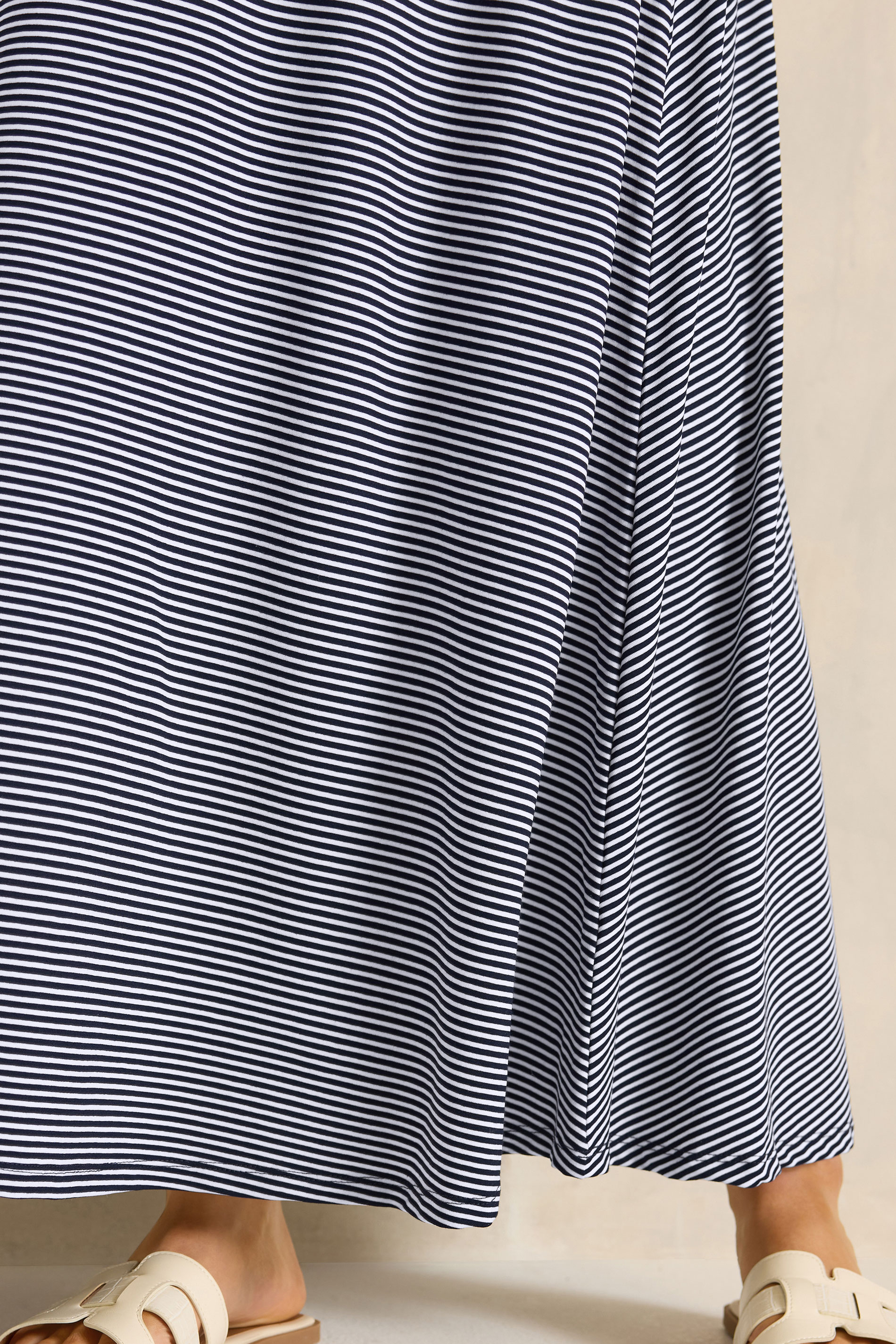 EVANS Plus Size Black & White Stripe Midaxi Skirt | Evans 4