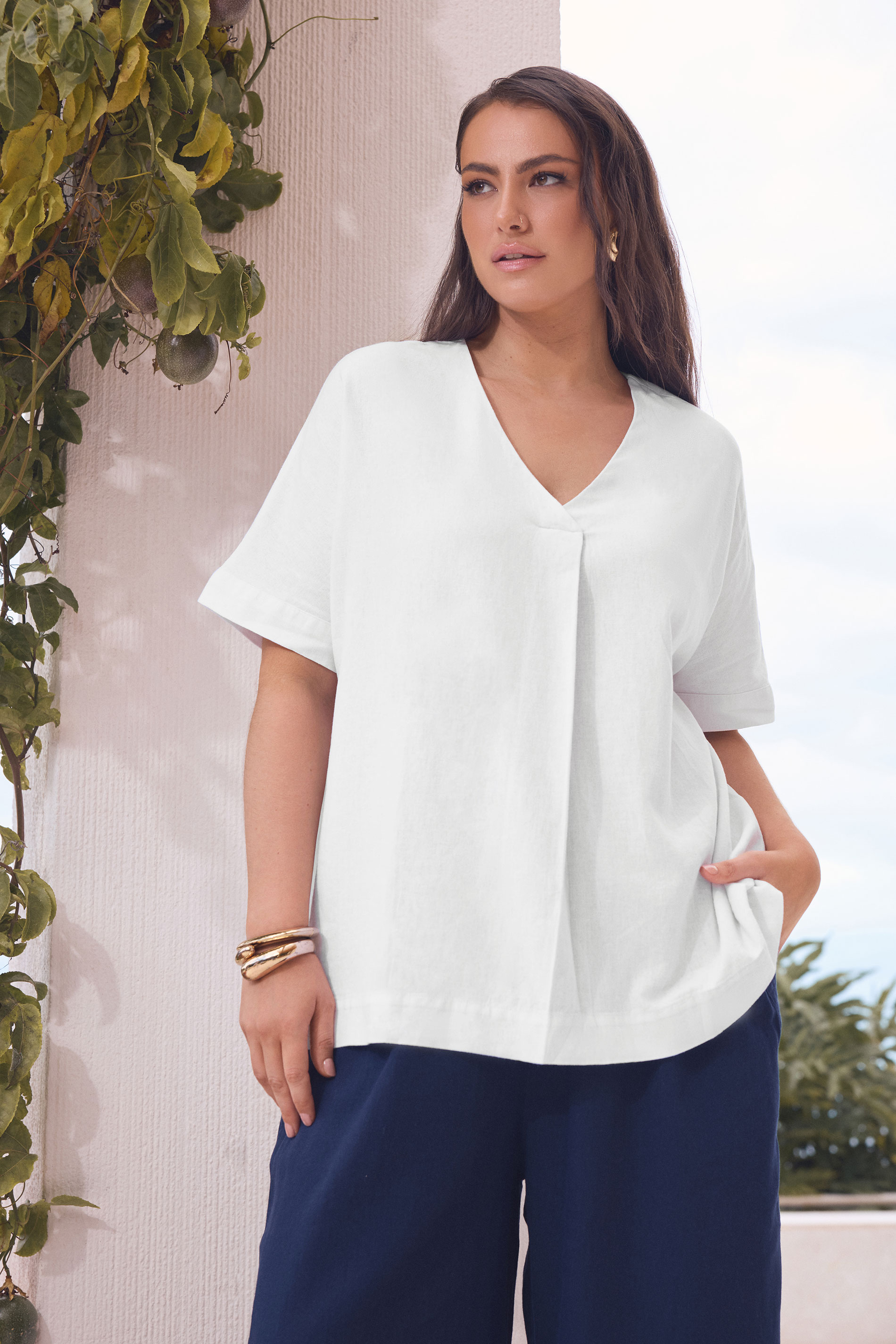 EVANS Plus Size White Premium Linen Front Pleat Top | Evans  3