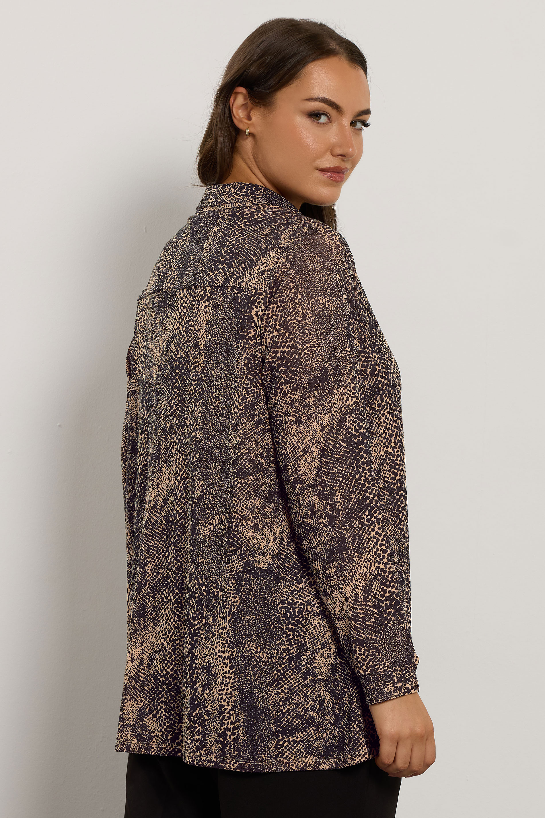 EVANS Plus Size Natural & Black Animal Print Half Placket Shirt  | Evans 2