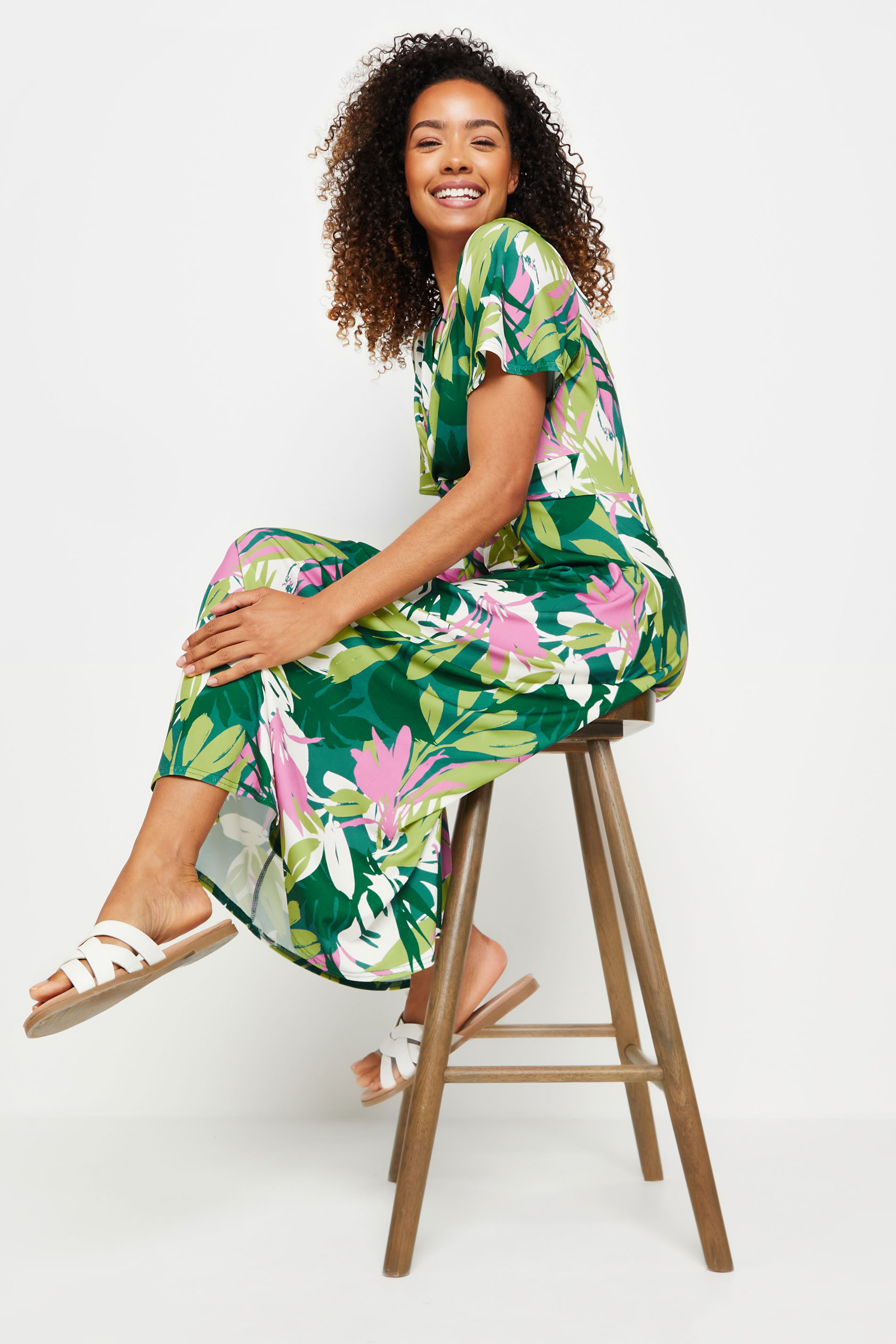 M&Co Green Tropical Print Twist Front Short Sleeve Dress | M&Co 2