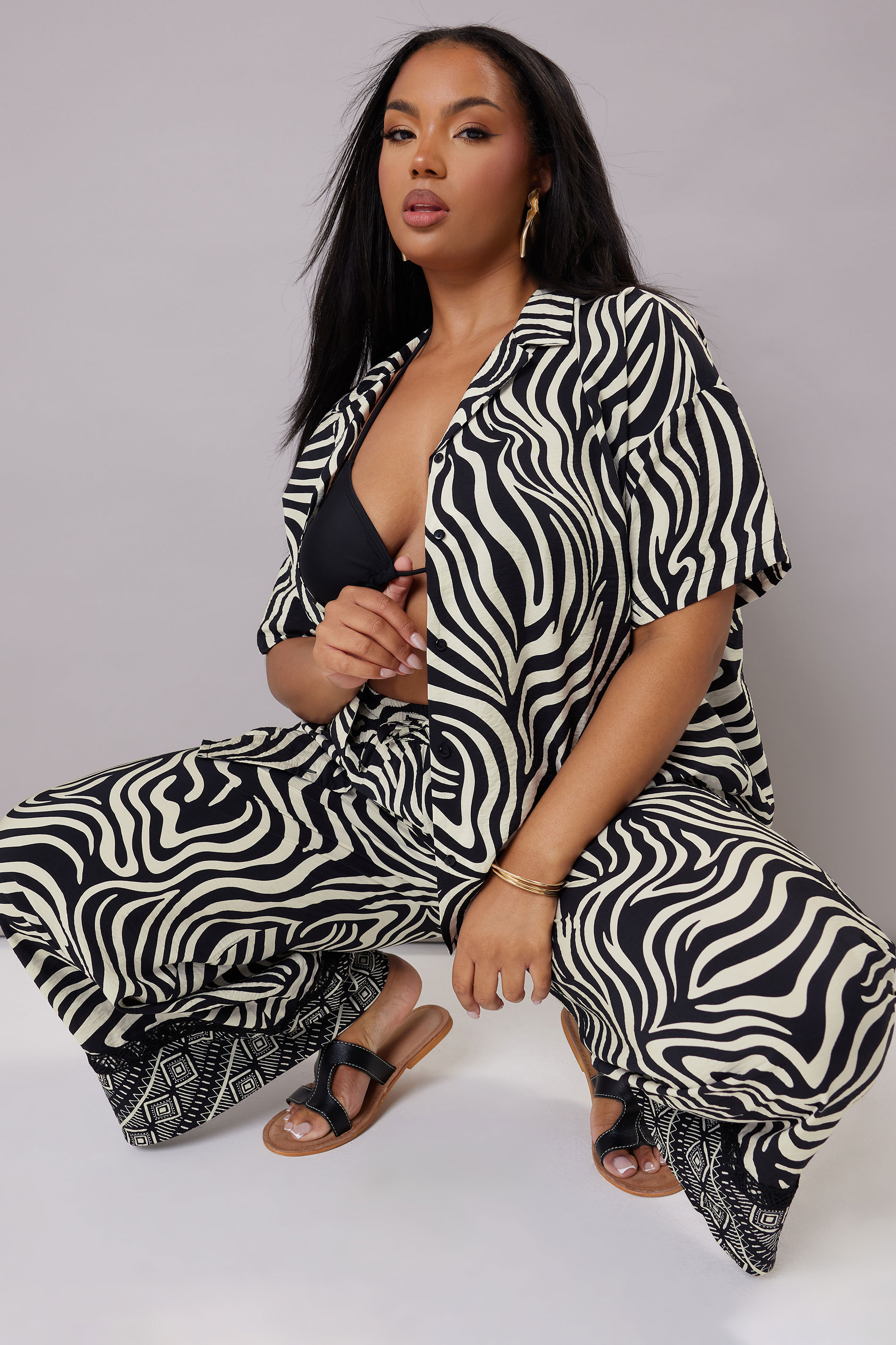 YOURS Plus Size Black Zebra Print Short Sleeve Shirt | Yours Clothing 1