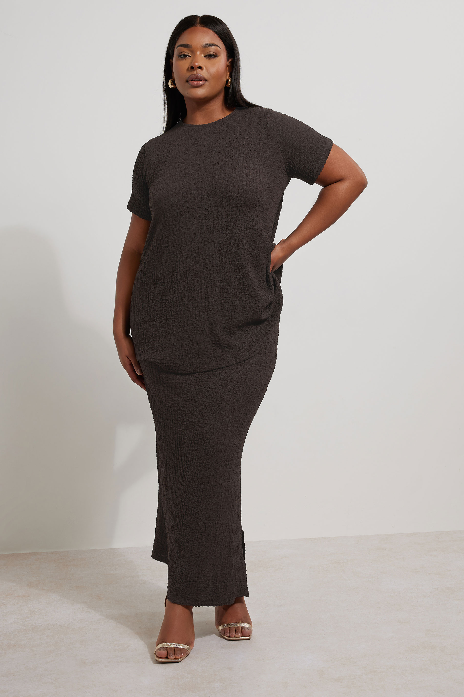 YOURS Plus Size Chocolate Brown Textured Swing Top | Yours Clothing 2