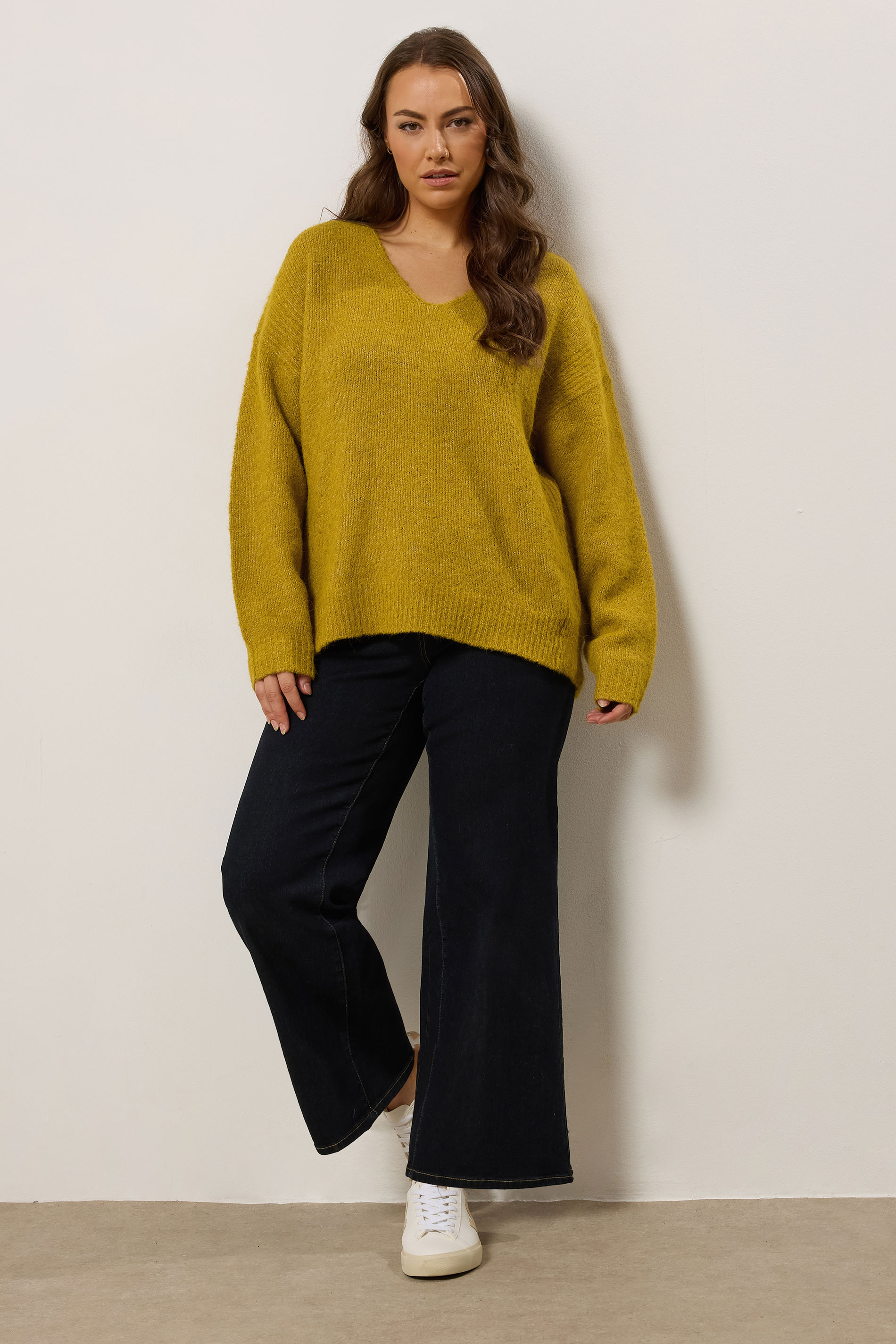 EVANS Plus Size Green Knitted V-Neck Jumper | Evans  4