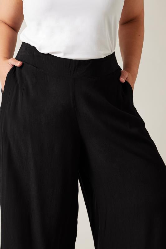 EVANS Plus Size Black Wide Leg Trousers | Evans 2