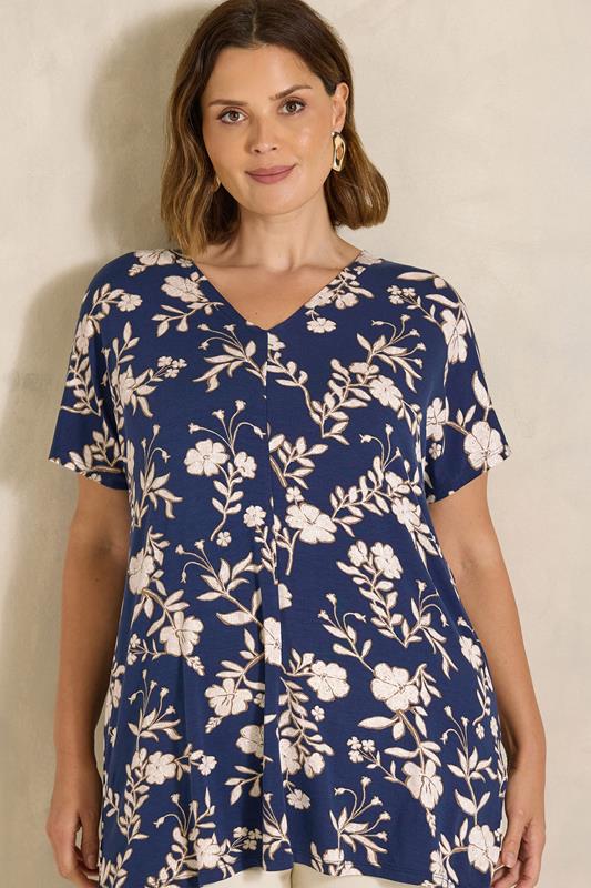 EVANS Plus Size Navy Blue Floral Grown-On Sleeve Top | Evans 1