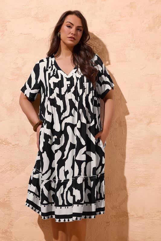 EVANS Curve Black Abstract Pintuck Dress