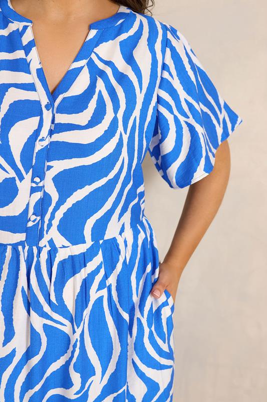 EVANS Plus Size Blue Abstract Print Dress | Evans 4