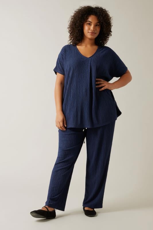 EVANS Plus Size Navy Blue Plisse Wide Leg Trousers | Evans 5