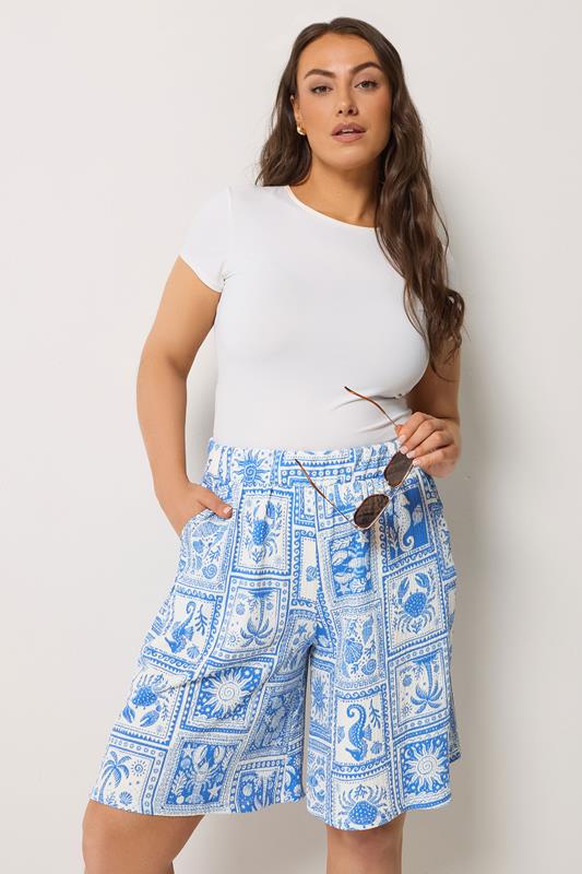 YOURS Curve Blue Shell Print Textured Shorts
