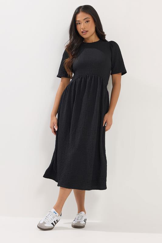 PixieGirl Petite Women's Black Textured Short Sleeve Midi Dress | PixieGirl 1