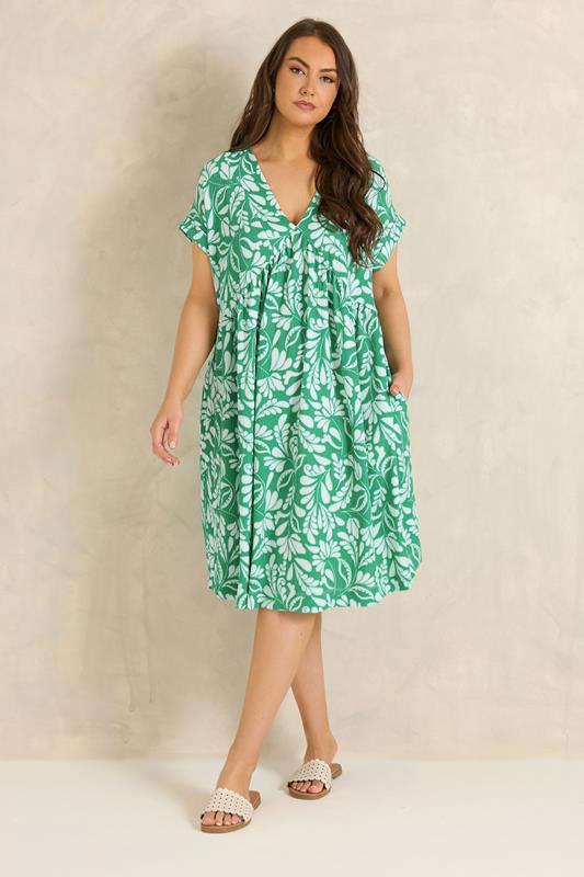 EVANS Curve Green Leaf Print Midi Dress