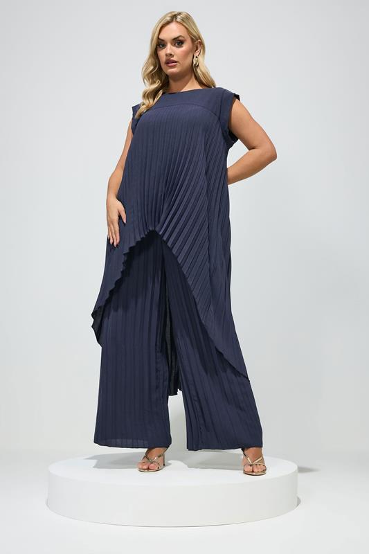 YOURS LONDON Plus Size Navy Blue Pleated Set | Yours Clothing 1
