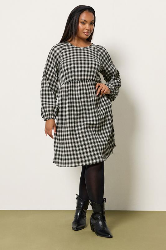 YOURS Plus Size Black Check Textured Smock Dress | Yours Clothing  4