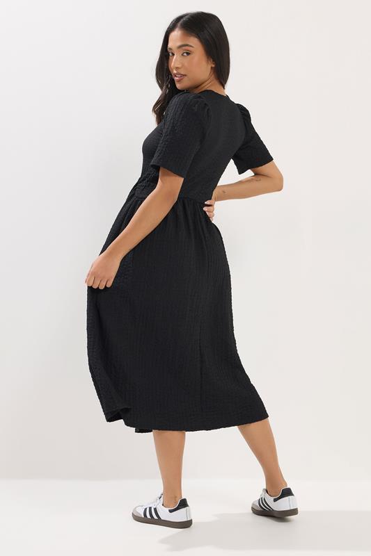 PixieGirl Petite Women's Black Textured Short Sleeve Midi Dress | PixieGirl 2