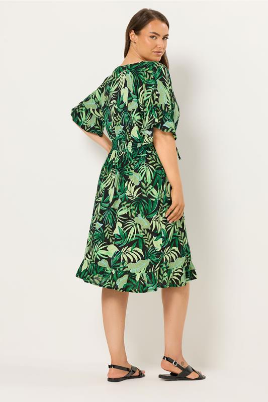 YOURS Plus Size Black Palm Leaf Crinkle Beach Dress | Yours Clothing 4