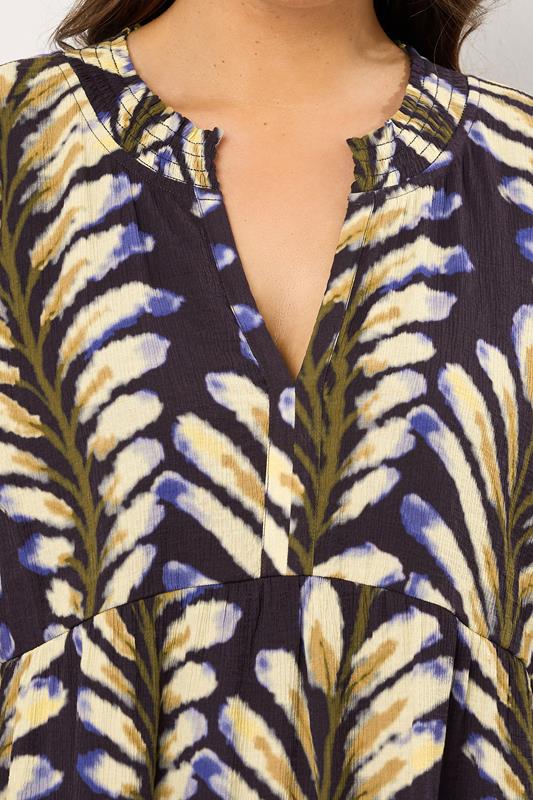EVANS Plus Size Midnight Blue Leaf Print Tiered Maxi Dress | Evans 5
