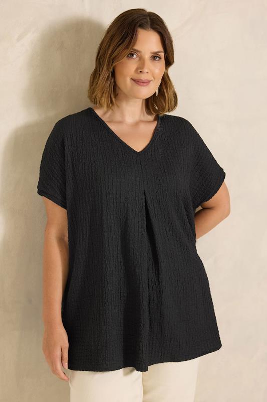 EVANS Plus Size Black Pleat Front Swing Top | Evans 1