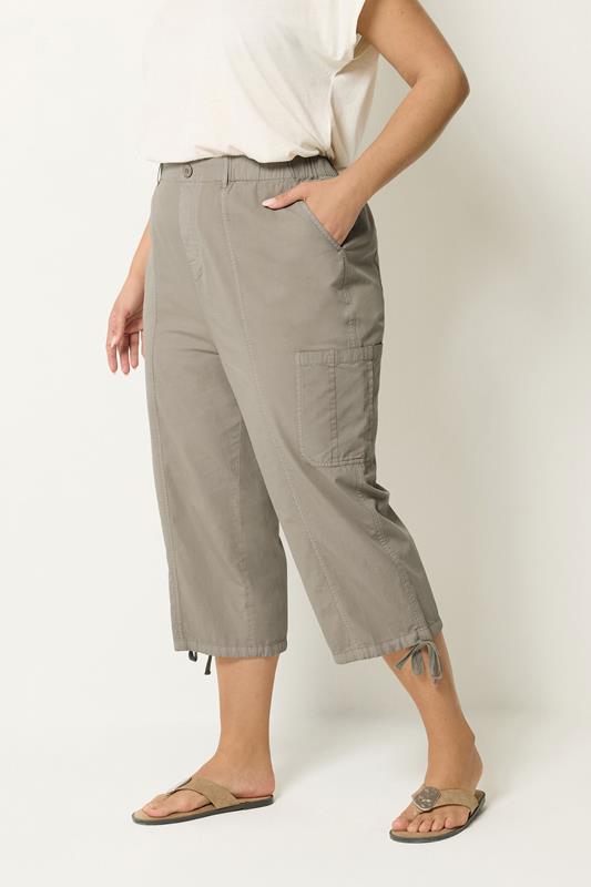 YOURS Curve Brown Cropped Cargo Trousers