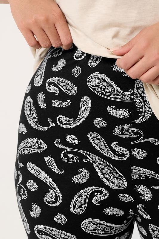 YOURS 2 PACK Plus Size Black Paisley Print Cropped Leggings | Yours Clothing 7