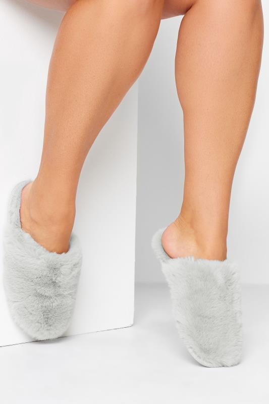 Plus Size  Yours Grey Fluffy Slippers In Wide E Fit