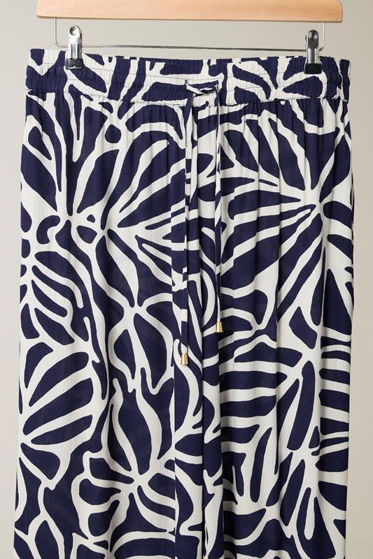EVANS Plus Size Navy Blue Palm Border Print Trousers | Evans 9