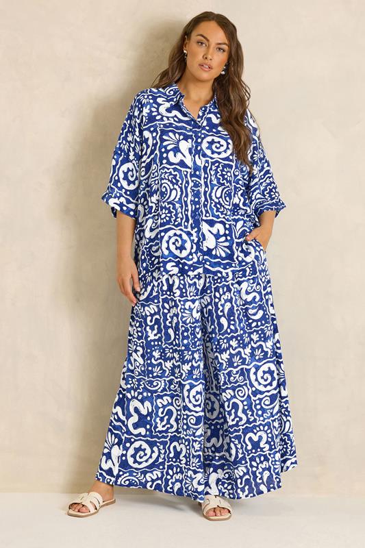 EVANS Plus Size Blue Abstract Print Wide Leg Trouser | Evans 2