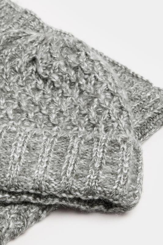 BadRhino Grey Knitted Snood & Beanie Set | BadRhino 2