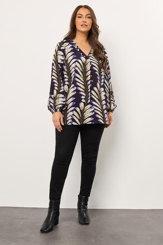 EVANS Plus Size Midnight Blue Leaf Print Pleat Front Blouse | Evans 2