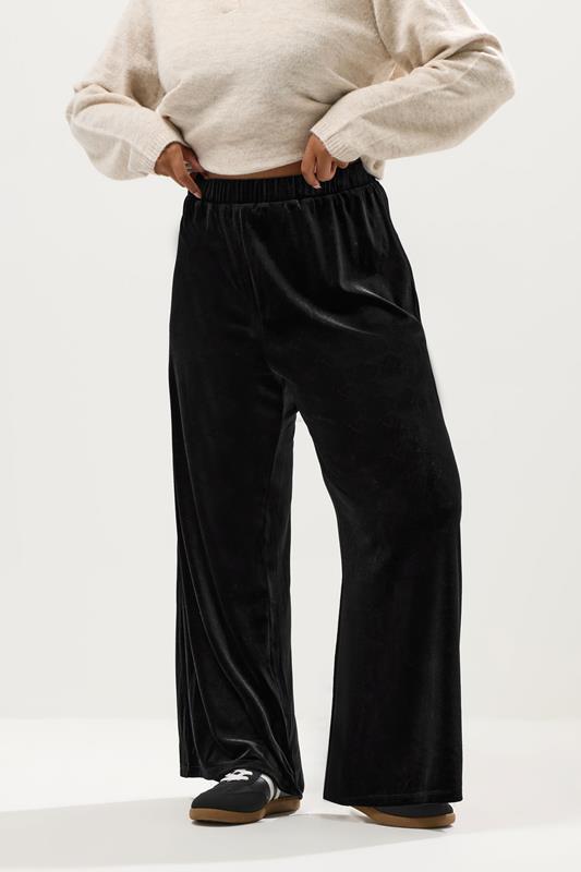 YOURS Plus Size Black Velvet Palazzo Trousers | Yours Clothing 2