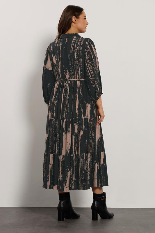 EVANS Plus Size Black Premium Smudge Print Tiered Maxi Dress | Evans 5