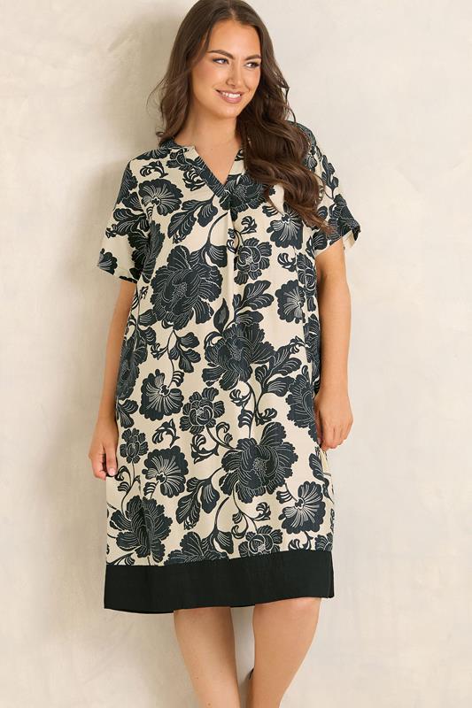 EVANS Plus Size Black Floral Shift Dress | Evans 1
