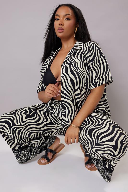 YOURS Plus Size Black Zebra Print Short Sleeve Shirt | Yours Clothing 1