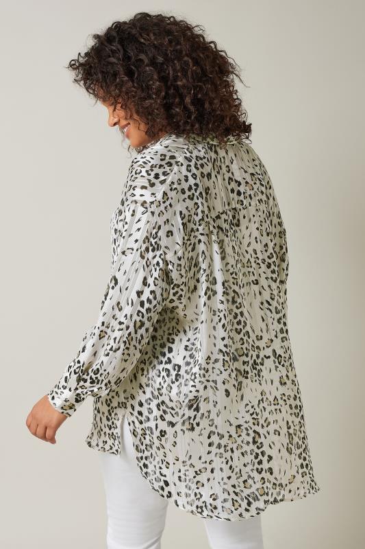 EVANS Plus Size Ivory White Leopard Print Blouse | Evans  2