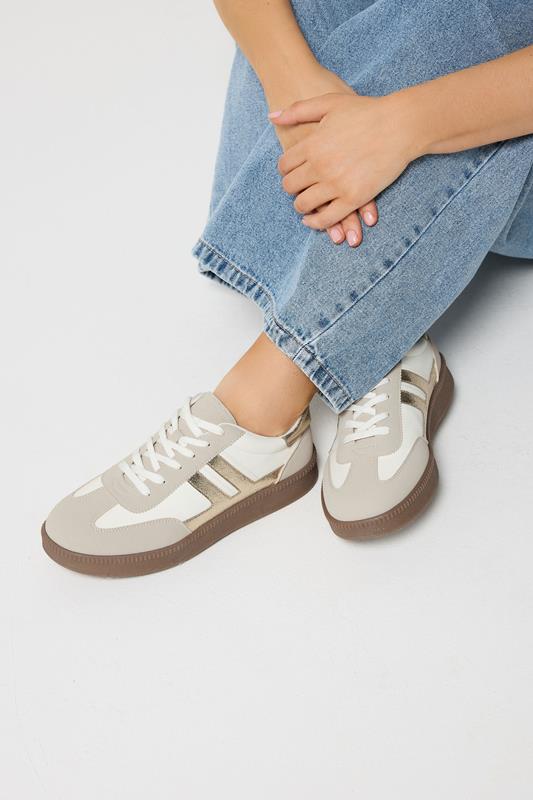 White Metallic Side Stripe Lace Up Trainer In Wide E Fit