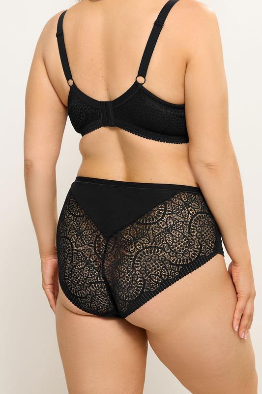 YOURS Plus Size Black Floral Lace Shorts | Yours Clothing 2