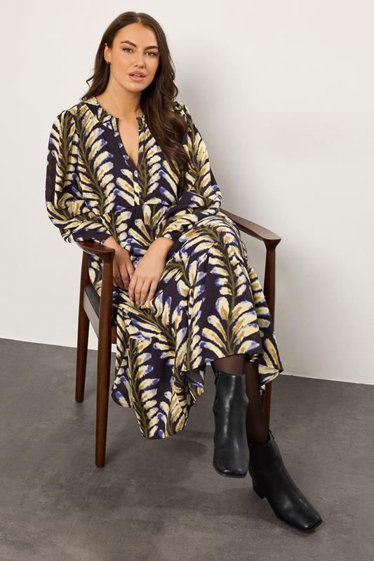 EVANS Plus Size Midnight Blue Leaf Print Tiered Maxi Dress | Evans 1
